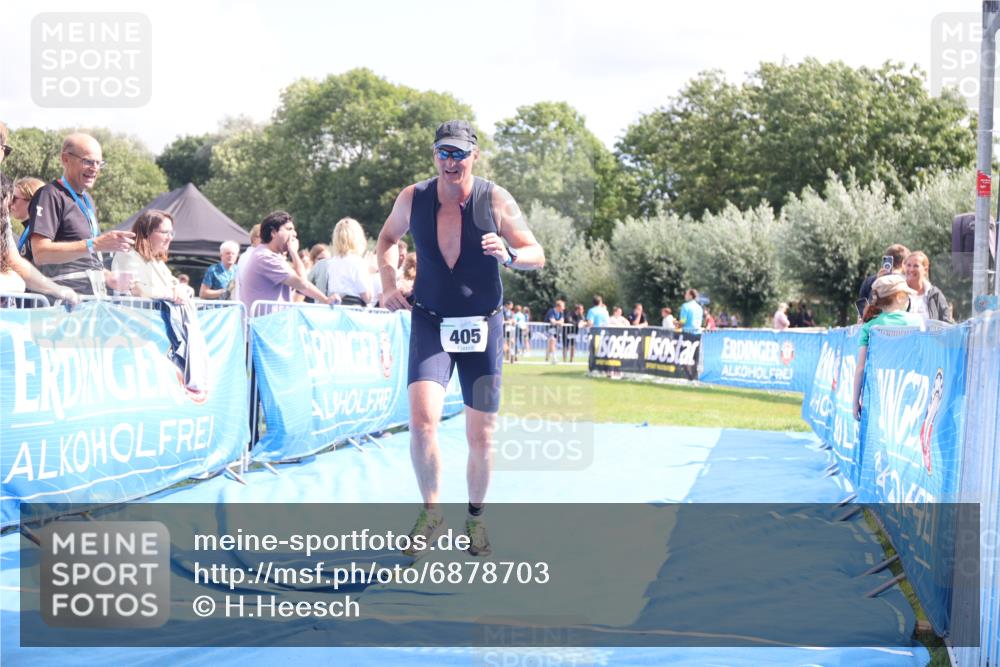25.08.2024 - Elbe Triathlon Hamburg H.Heesch http://msf.ph/oto/6878703 25.08.2024 12:11:48 Ziel 405, 1503, 1527, 1709 meine-sportfotos.de