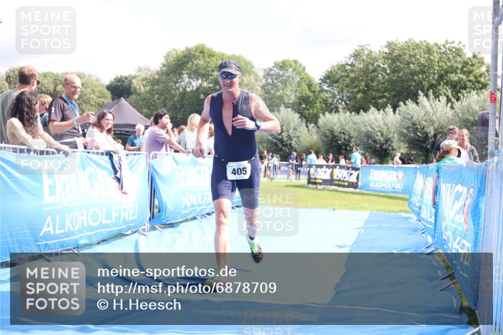 25.08.2024 - Elbe Triathlon Hamburg H.Heesch http://msf.ph/oto/6878709 25.08.2024 12:11:48 Ziel 405, 1503, 1527, 1709 meine-sportfotos.de
