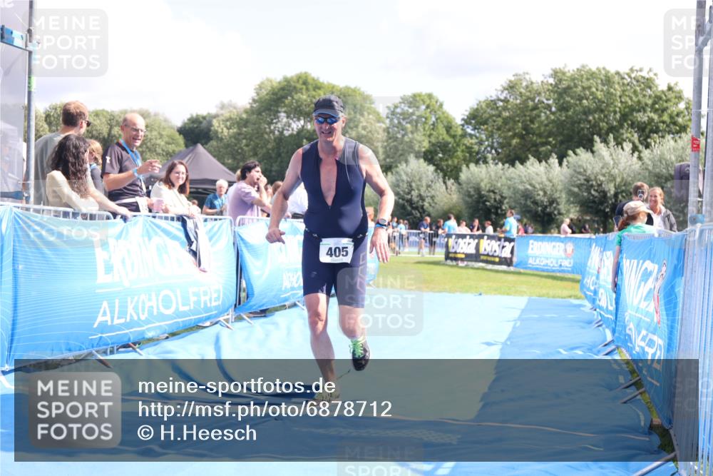 25.08.2024 - Elbe Triathlon Hamburg H.Heesch http://msf.ph/oto/6878712 25.08.2024 12:11:48 Ziel 405, 1503, 1527, 1709 meine-sportfotos.de