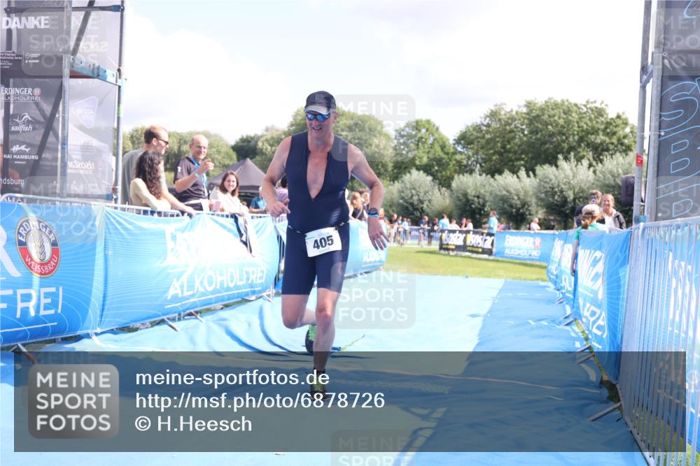 25.08.2024 - Elbe Triathlon Hamburg H.Heesch http://msf.ph/oto/6878726 25.08.2024 12:11:49 Ziel 405, 1503, 1527, 1709 meine-sportfotos.de