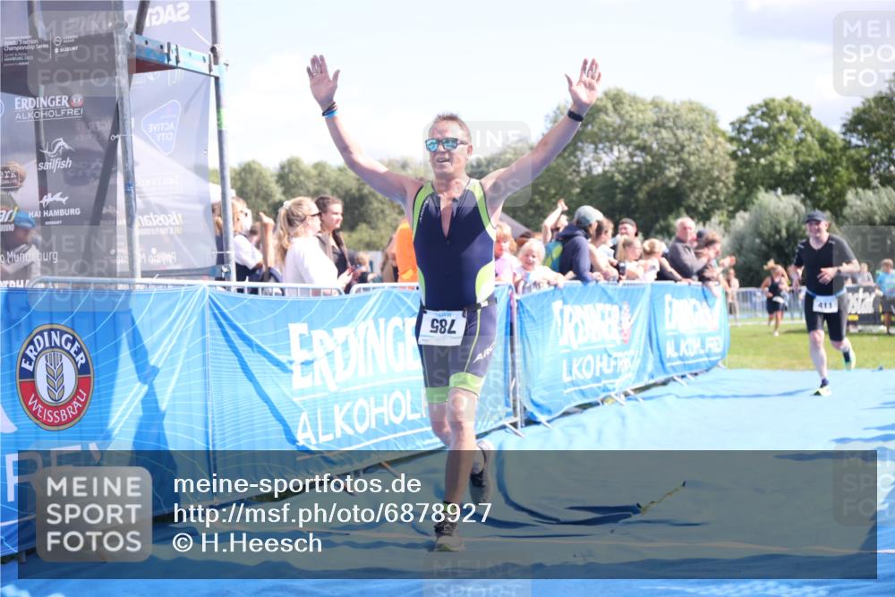 25.08.2024 - Elbe Triathlon Hamburg H.Heesch http://msf.ph/oto/6878927 25.08.2024 11:50:04 Ziel 411, 493, 509, 785 meine-sportfotos.de