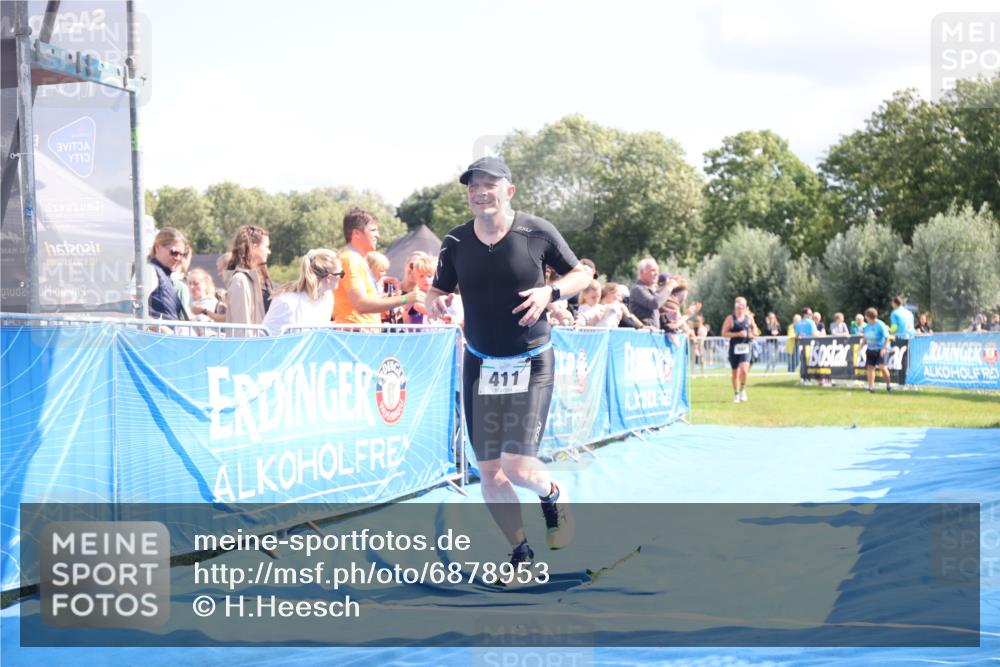 25.08.2024 - Elbe Triathlon Hamburg H.Heesch http://msf.ph/oto/6878953 25.08.2024 11:50:07 Ziel 411, 509, 785, 1672 meine-sportfotos.de
