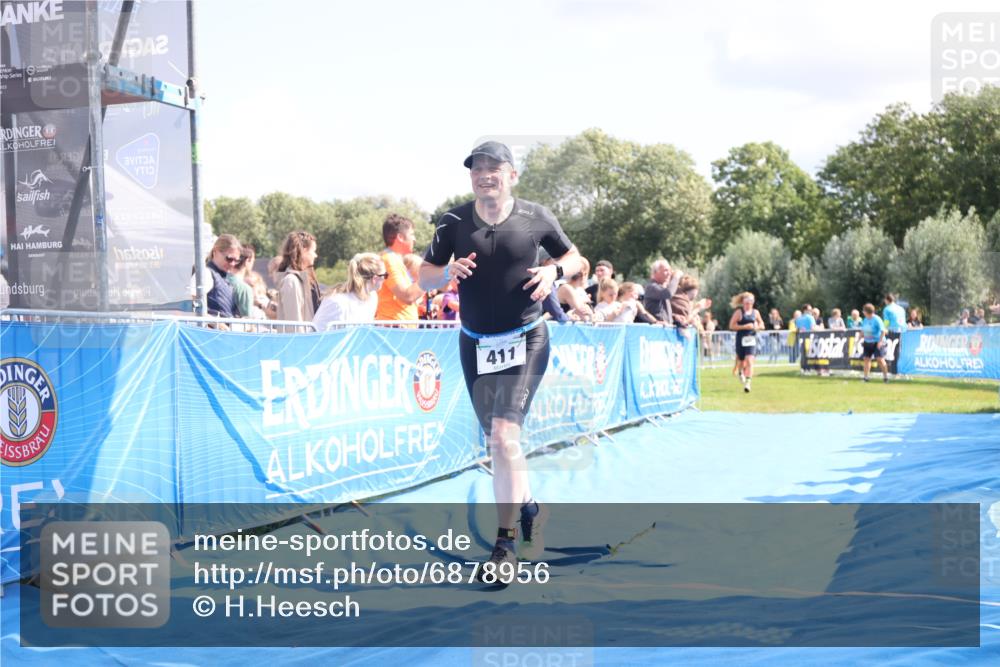 25.08.2024 - Elbe Triathlon Hamburg H.Heesch http://msf.ph/oto/6878956 25.08.2024 11:50:07 Ziel 411, 509, 785, 1672 meine-sportfotos.de