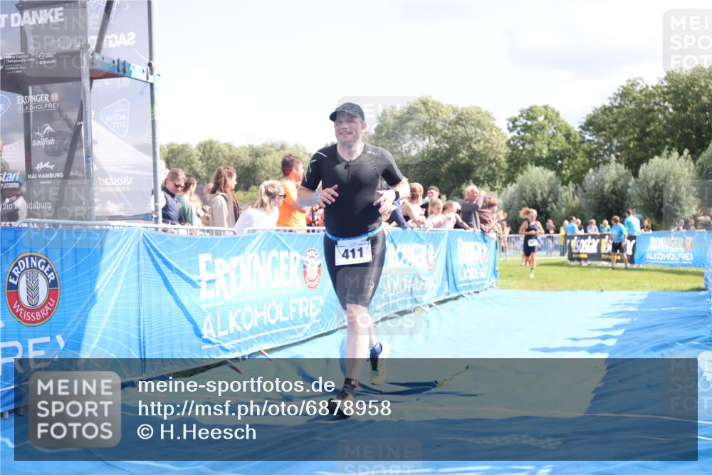 25.08.2024 - Elbe Triathlon Hamburg H.Heesch http://msf.ph/oto/6878958 25.08.2024 11:50:07 Ziel 411, 509, 785, 1672 meine-sportfotos.de