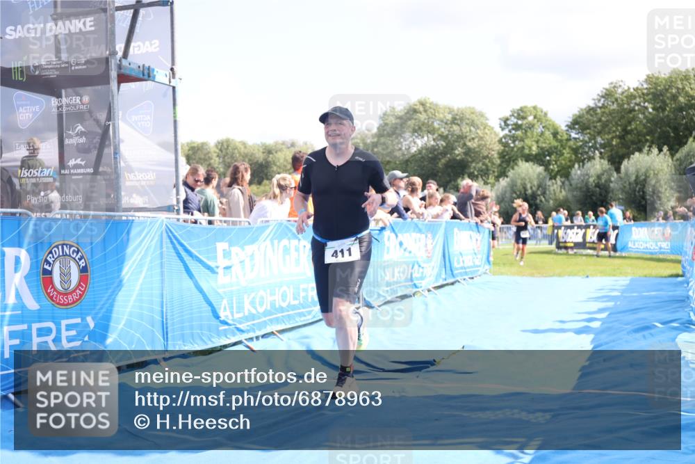 25.08.2024 - Elbe Triathlon Hamburg H.Heesch http://msf.ph/oto/6878963 25.08.2024 11:50:07 Ziel 411, 509, 785, 1672 meine-sportfotos.de