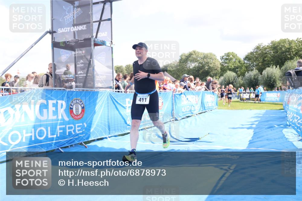 25.08.2024 - Elbe Triathlon Hamburg H.Heesch http://msf.ph/oto/6878973 25.08.2024 11:50:07 Ziel 411, 509, 785, 1672 meine-sportfotos.de