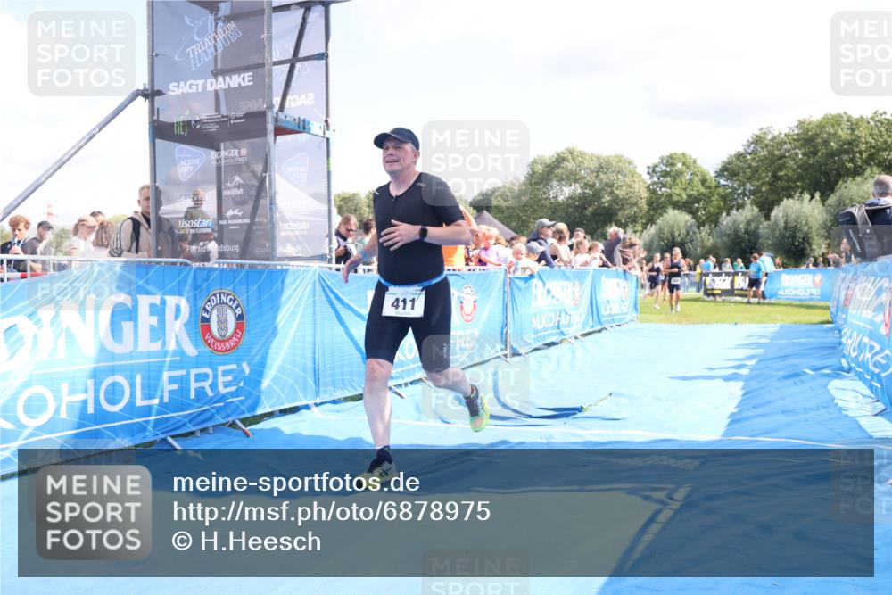 25.08.2024 - Elbe Triathlon Hamburg H.Heesch http://msf.ph/oto/6878975 25.08.2024 11:50:07 Ziel 411, 509, 785, 1672 meine-sportfotos.de