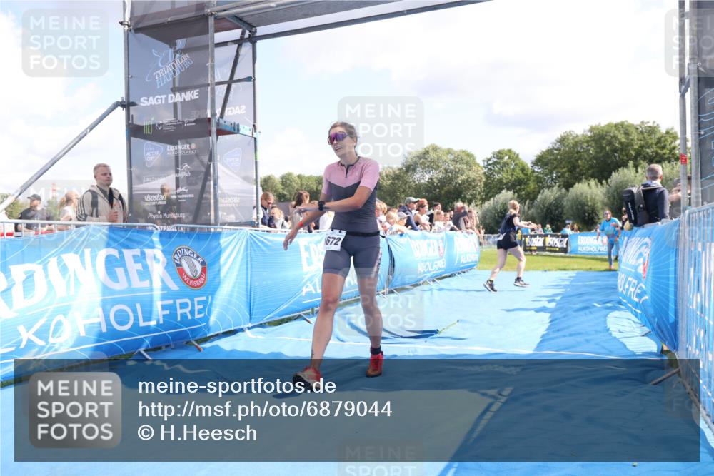 25.08.2024 - Elbe Triathlon Hamburg H.Heesch http://msf.ph/oto/6879044 25.08.2024 11:50:15 Ziel 509, 1672 meine-sportfotos.de