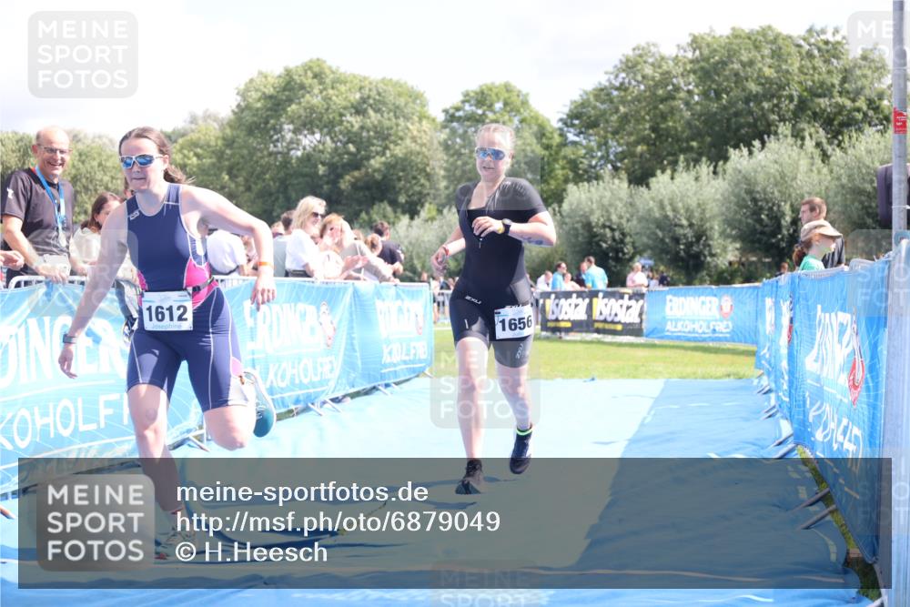 25.08.2024 - Elbe Triathlon Hamburg H.Heesch http://msf.ph/oto/6879049 25.08.2024 12:12:56 Ziel 1612, 1656 meine-sportfotos.de