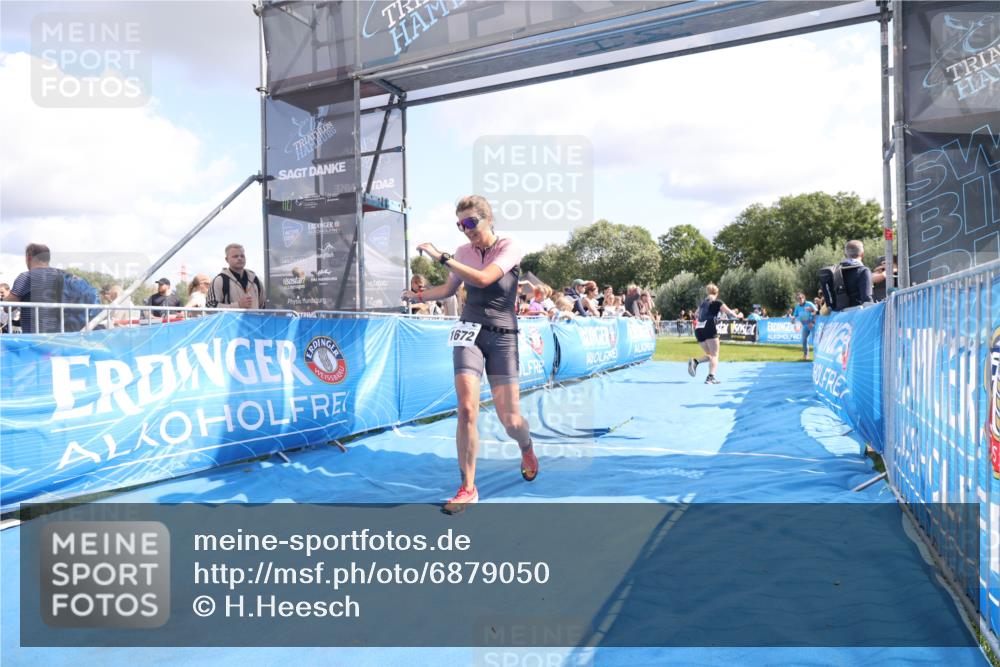 25.08.2024 - Elbe Triathlon Hamburg H.Heesch http://msf.ph/oto/6879050 25.08.2024 11:50:15 Ziel 509, 1672 meine-sportfotos.de