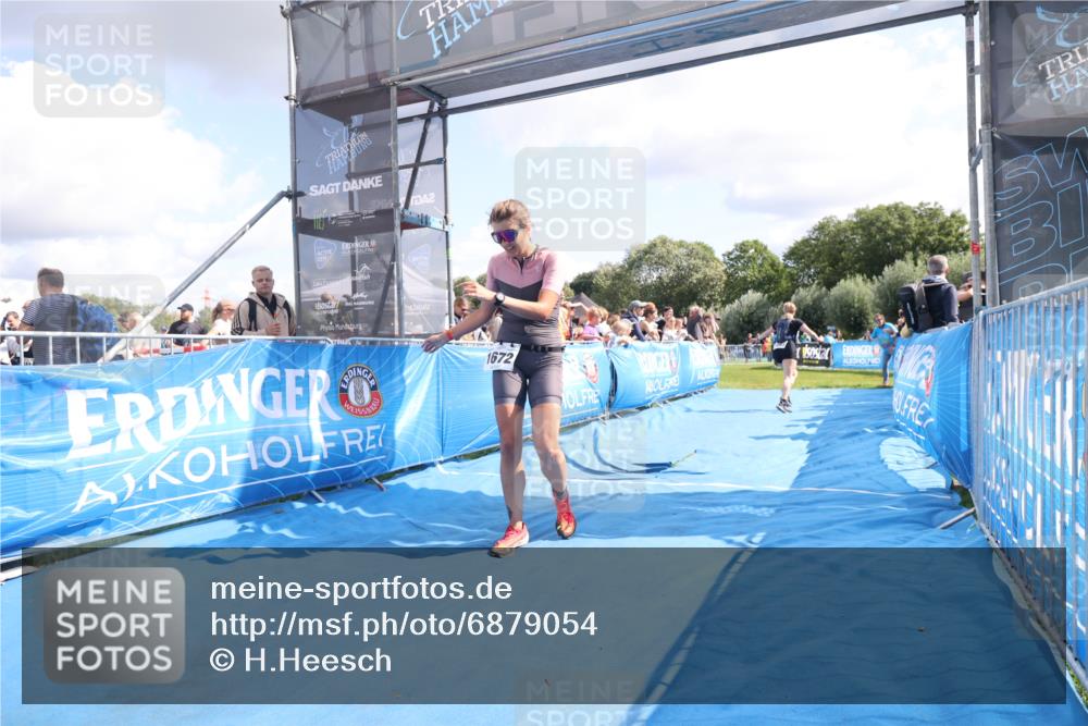 25.08.2024 - Elbe Triathlon Hamburg H.Heesch http://msf.ph/oto/6879054 25.08.2024 11:50:15 Ziel 509, 1672 meine-sportfotos.de