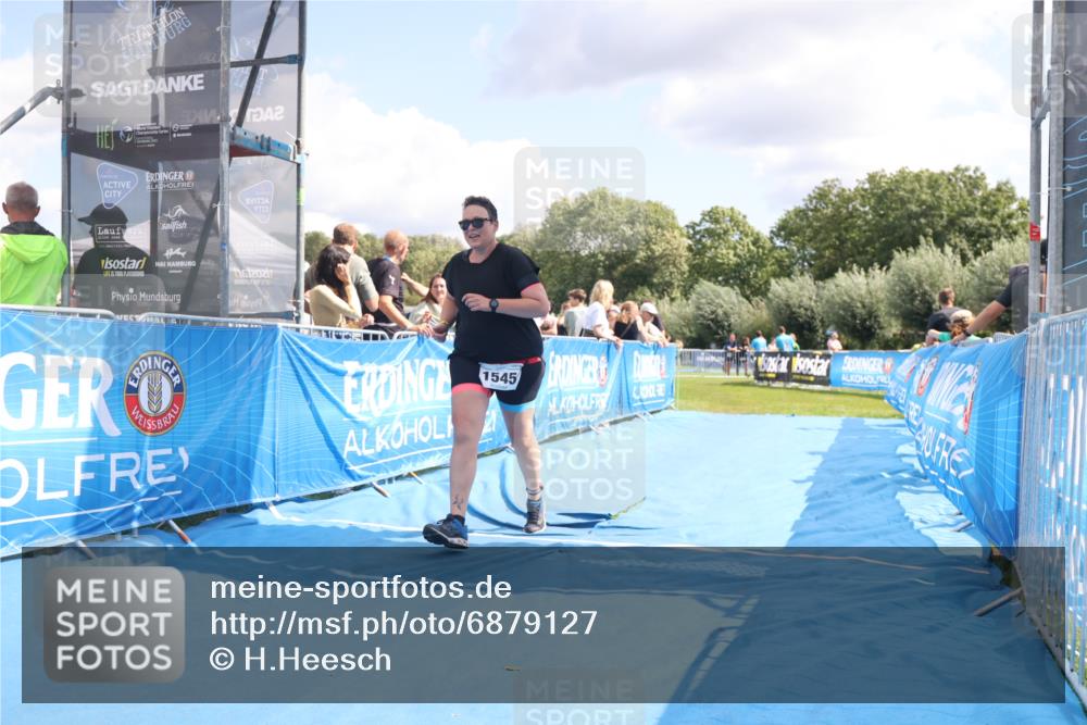 25.08.2024 - Elbe Triathlon Hamburg H.Heesch http://msf.ph/oto/6879127 25.08.2024 12:13:50 Ziel 1545, 1680 meine-sportfotos.de