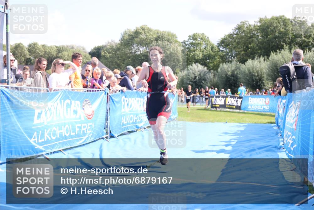 25.08.2024 - Elbe Triathlon Hamburg H.Heesch http://msf.ph/oto/6879167 25.08.2024 11:50:49 Ziel 1502, 1587 meine-sportfotos.de