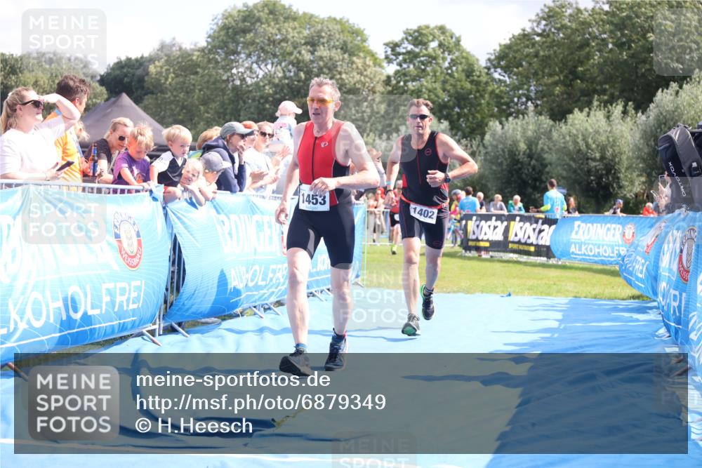 25.08.2024 - Elbe Triathlon Hamburg H.Heesch http://msf.ph/oto/6879349 25.08.2024 11:51:20 Ziel 1402, 1453 meine-sportfotos.de