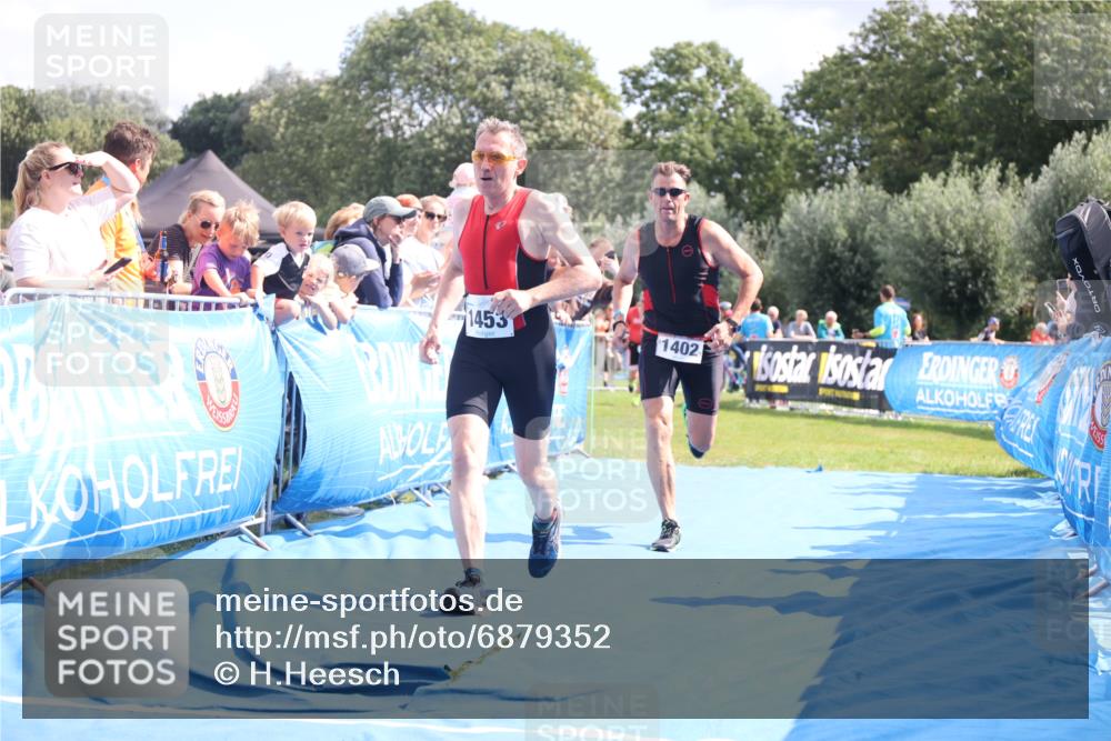 25.08.2024 - Elbe Triathlon Hamburg H.Heesch http://msf.ph/oto/6879352 25.08.2024 11:51:20 Ziel 1402, 1453 meine-sportfotos.de