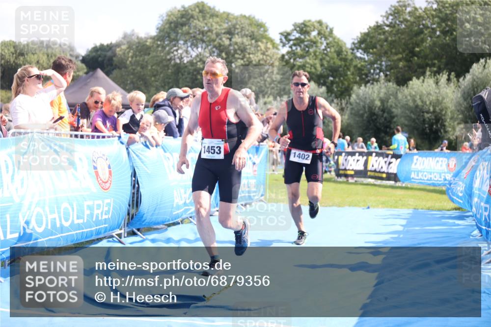 25.08.2024 - Elbe Triathlon Hamburg H.Heesch http://msf.ph/oto/6879356 25.08.2024 11:51:20 Ziel 1402, 1453 meine-sportfotos.de