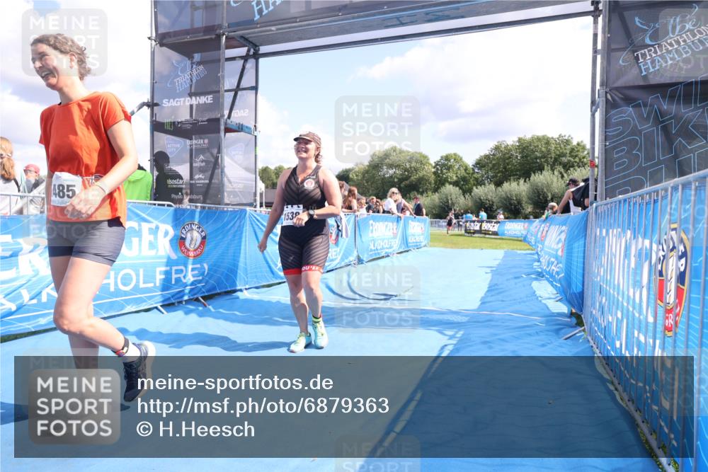 25.08.2024 - Elbe Triathlon Hamburg H.Heesch http://msf.ph/oto/6879363 25.08.2024 12:15:56 Ziel 1485, 1538, 1720 meine-sportfotos.de