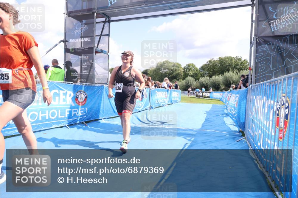 25.08.2024 - Elbe Triathlon Hamburg H.Heesch http://msf.ph/oto/6879369 25.08.2024 12:15:56 Ziel 1485, 1538, 1720 meine-sportfotos.de