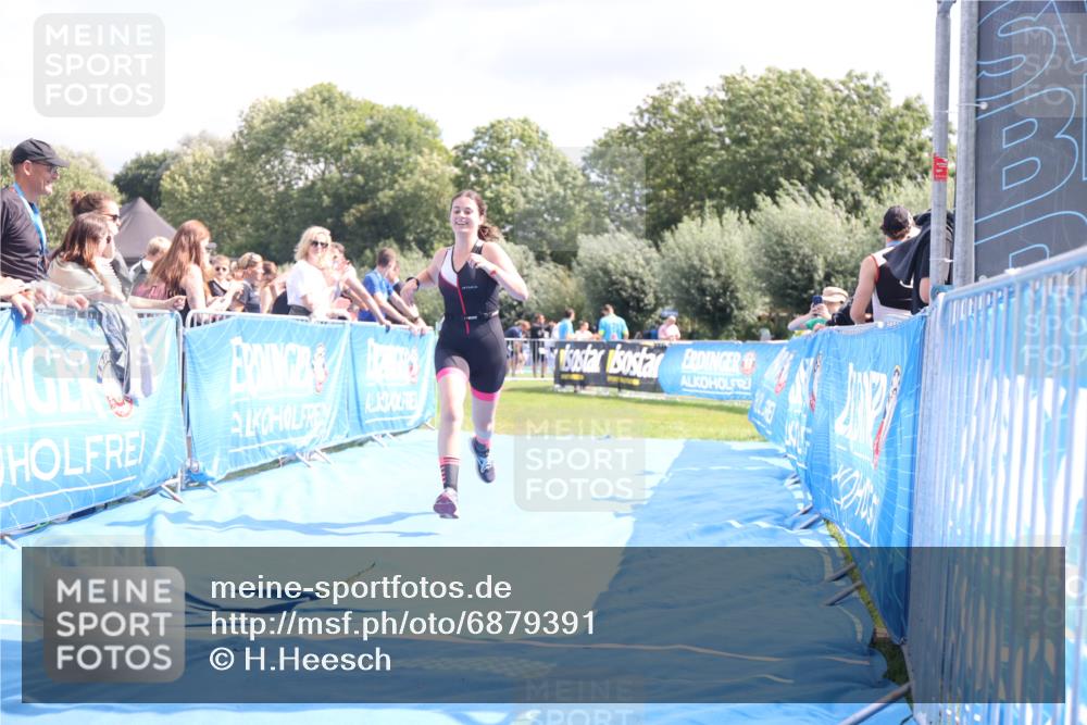 25.08.2024 - Elbe Triathlon Hamburg H.Heesch http://msf.ph/oto/6879391 25.08.2024 12:16:02 Ziel 1538, 1720 meine-sportfotos.de