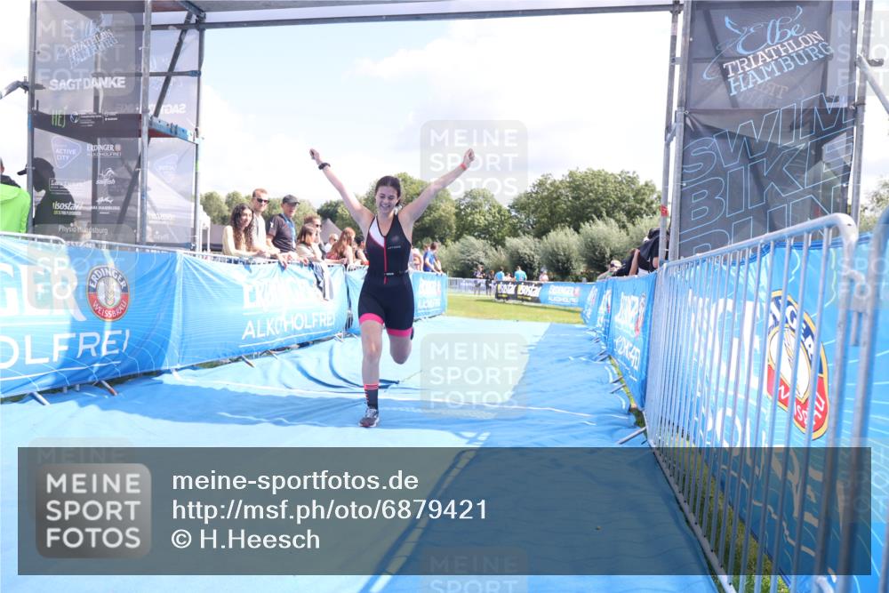 25.08.2024 - Elbe Triathlon Hamburg H.Heesch http://msf.ph/oto/6879421 25.08.2024 12:16:02 Ziel 1538, 1720 meine-sportfotos.de