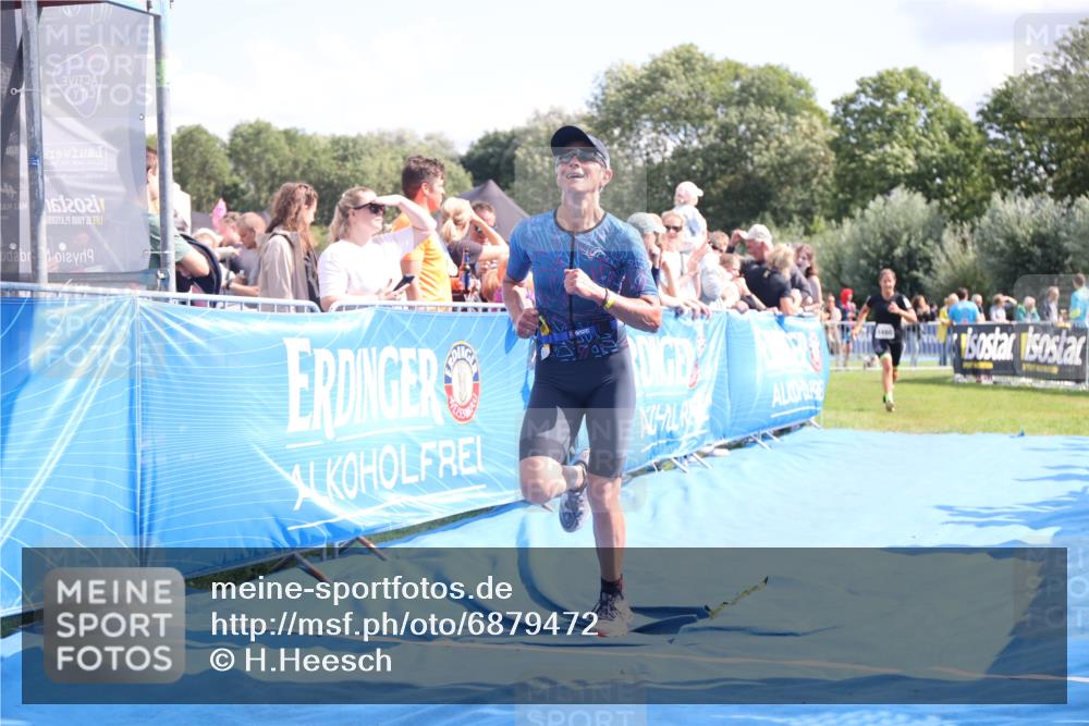 25.08.2024 - Elbe Triathlon Hamburg H.Heesch http://msf.ph/oto/6879472 25.08.2024 11:51:44 Ziel 1480, 1559 meine-sportfotos.de