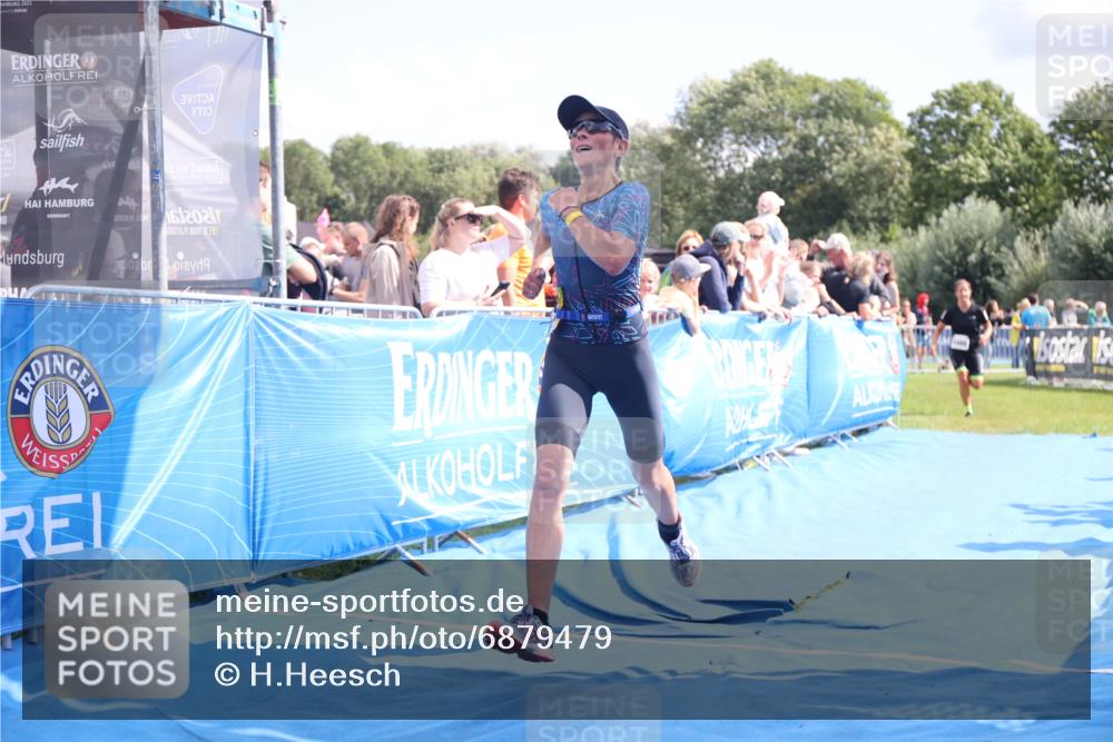 25.08.2024 - Elbe Triathlon Hamburg H.Heesch http://msf.ph/oto/6879479 25.08.2024 11:51:44 Ziel 1480, 1559 meine-sportfotos.de