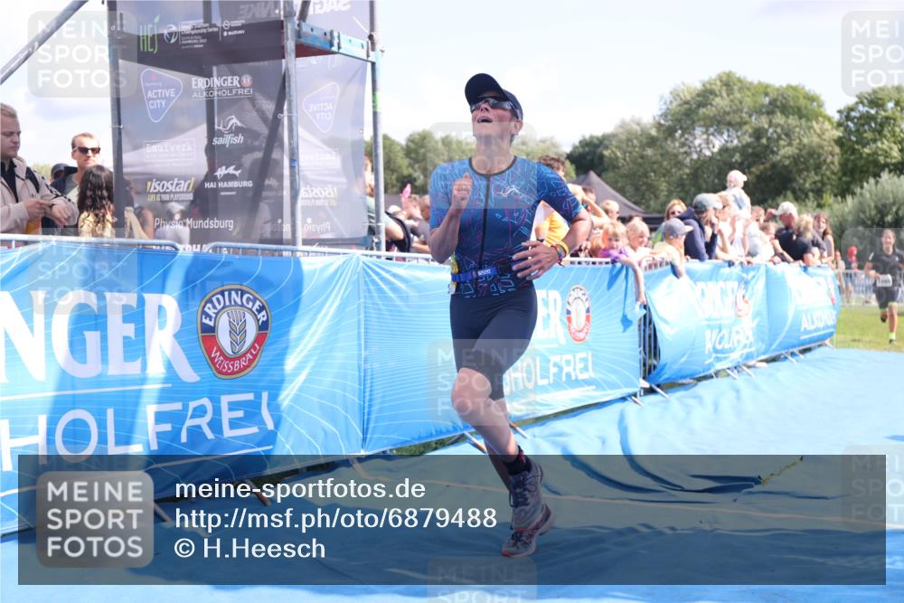 25.08.2024 - Elbe Triathlon Hamburg H.Heesch http://msf.ph/oto/6879488 25.08.2024 11:51:44 Ziel 1480, 1559 meine-sportfotos.de