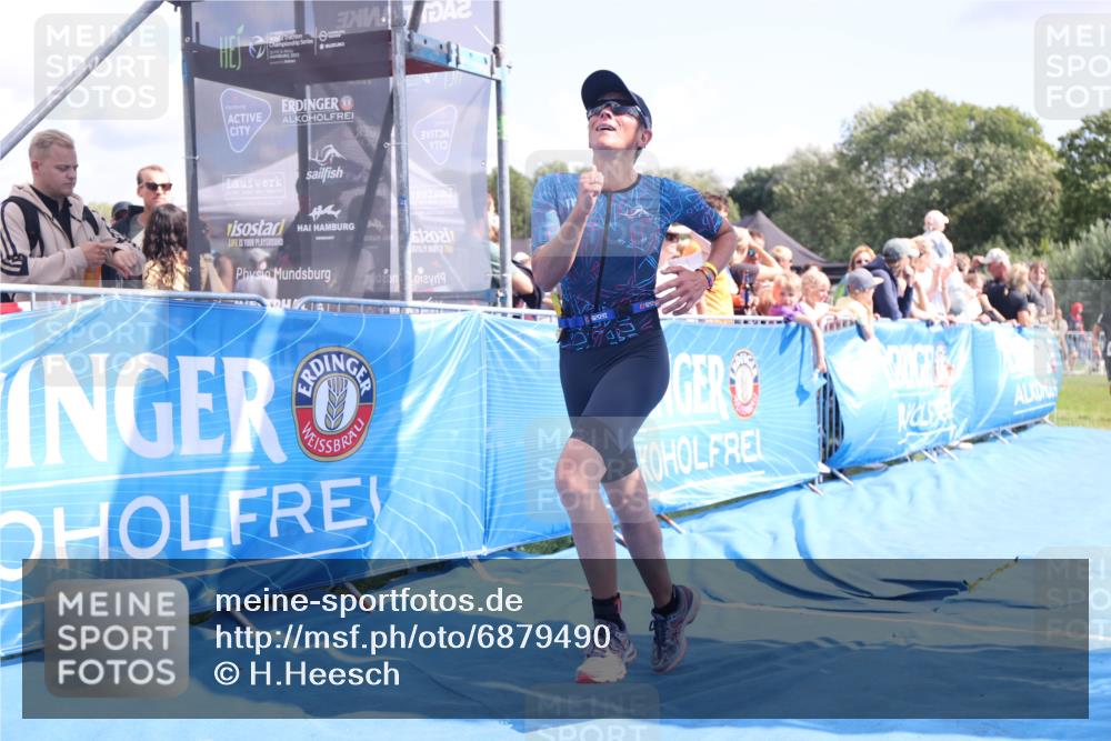 25.08.2024 - Elbe Triathlon Hamburg H.Heesch http://msf.ph/oto/6879490 25.08.2024 11:51:44 Ziel 1480, 1559 meine-sportfotos.de