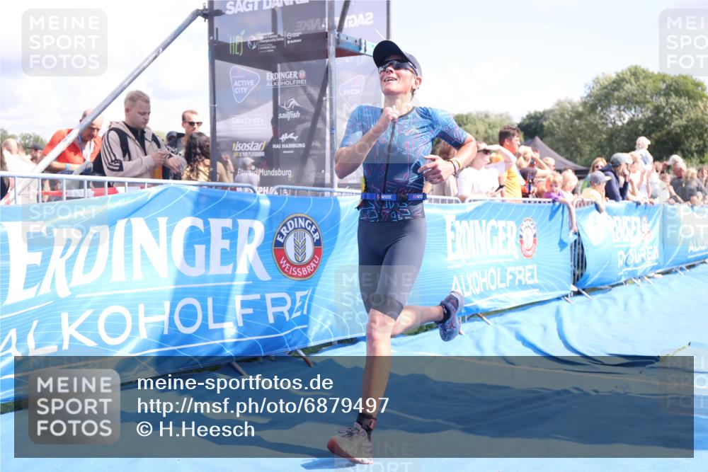 25.08.2024 - Elbe Triathlon Hamburg H.Heesch http://msf.ph/oto/6879497 25.08.2024 11:51:45 Ziel 1480, 1559 meine-sportfotos.de