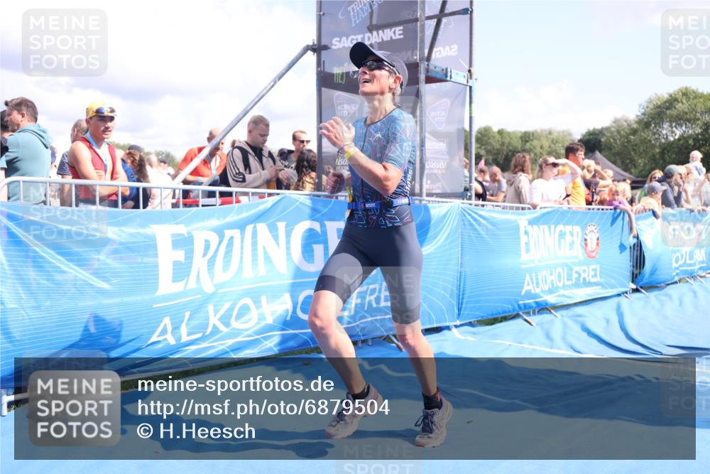 25.08.2024 - Elbe Triathlon Hamburg H.Heesch http://msf.ph/oto/6879504 25.08.2024 11:51:45 Ziel 1480, 1559 meine-sportfotos.de