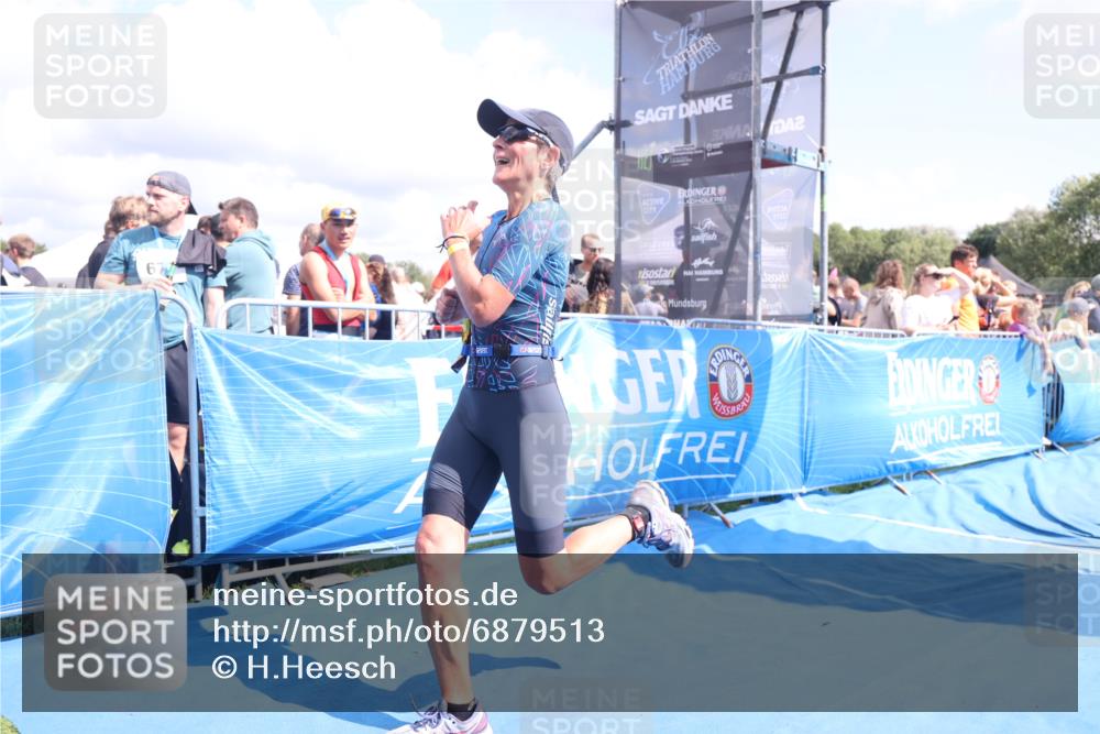 25.08.2024 - Elbe Triathlon Hamburg H.Heesch http://msf.ph/oto/6879513 25.08.2024 11:51:45 Ziel 1480, 1559 meine-sportfotos.de