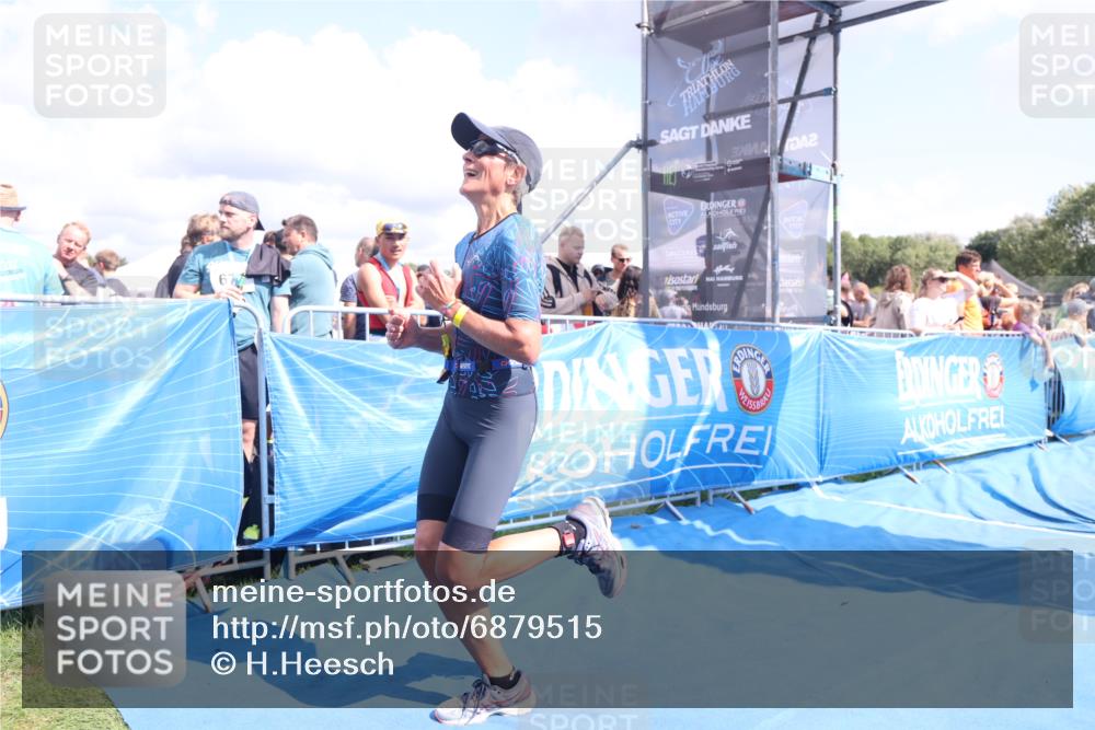 25.08.2024 - Elbe Triathlon Hamburg H.Heesch http://msf.ph/oto/6879515 25.08.2024 11:51:45 Ziel 1480, 1559 meine-sportfotos.de