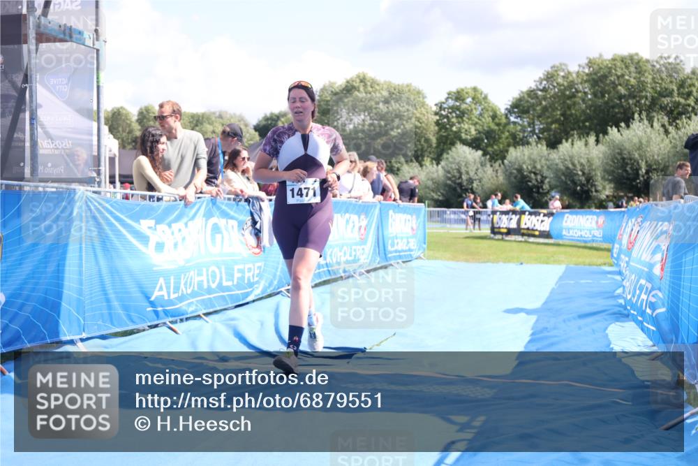 25.08.2024 - Elbe Triathlon Hamburg H.Heesch http://msf.ph/oto/6879551 25.08.2024 12:16:29 Ziel 1471, 1583, 1667 meine-sportfotos.de