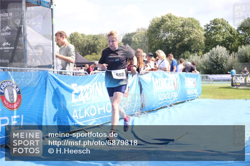 25.08.2024 - Elbe Triathlon Hamburg H.Heesch http://msf.ph/oto/6879818 25.08.2024 12:18:41 Ziel 1598 meine-sportfotos.de