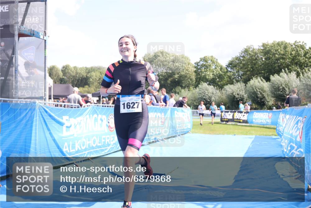 25.08.2024 - Elbe Triathlon Hamburg H.Heesch http://msf.ph/oto/6879868 25.08.2024 12:18:51 Ziel 1627, 1635 meine-sportfotos.de