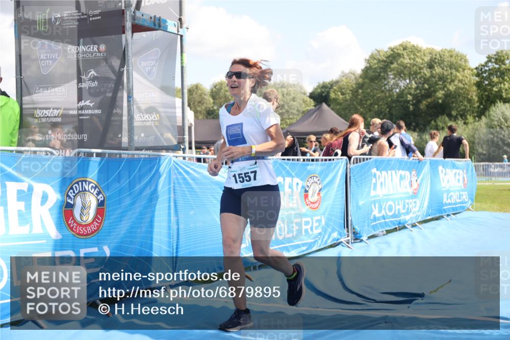 25.08.2024 - Elbe Triathlon Hamburg H.Heesch http://msf.ph/oto/6879895 25.08.2024 12:19:00 Ziel 1557, 1635 meine-sportfotos.de
