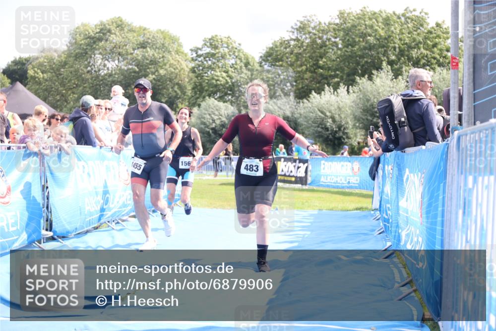 25.08.2024 - Elbe Triathlon Hamburg H.Heesch http://msf.ph/oto/6879906 25.08.2024 11:52:39 Ziel 483, 1455, 1558, 1562 meine-sportfotos.de