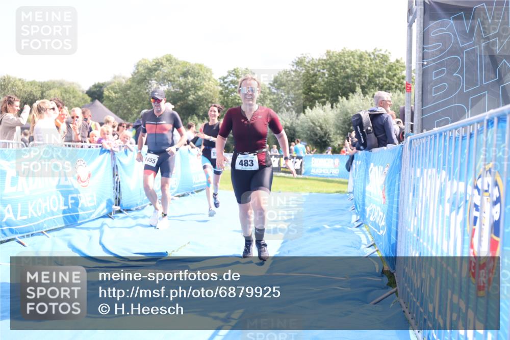 25.08.2024 - Elbe Triathlon Hamburg H.Heesch http://msf.ph/oto/6879925 25.08.2024 11:52:40 Ziel 483, 1455, 1558, 1562 meine-sportfotos.de