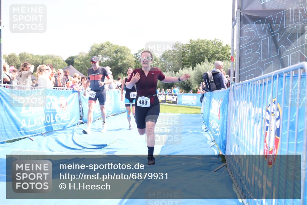 25.08.2024 - Elbe Triathlon Hamburg H.Heesch http://msf.ph/oto/6879931 25.08.2024 11:52:40 Ziel 483, 1455, 1558, 1562 meine-sportfotos.de