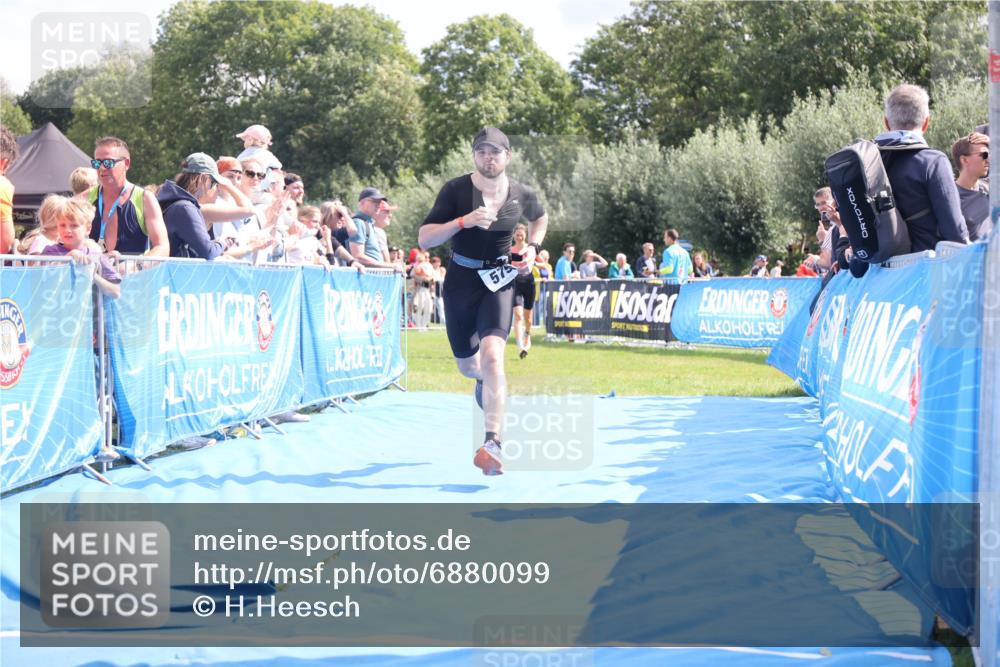 25.08.2024 - Elbe Triathlon Hamburg H.Heesch http://msf.ph/oto/6880099 25.08.2024 11:53:11 Ziel 579, 1519 meine-sportfotos.de