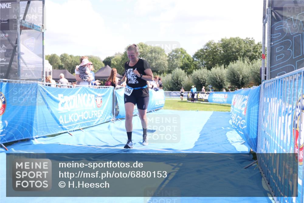 25.08.2024 - Elbe Triathlon Hamburg H.Heesch http://msf.ph/oto/6880153 25.08.2024 12:23:00 Ziel 1536 meine-sportfotos.de