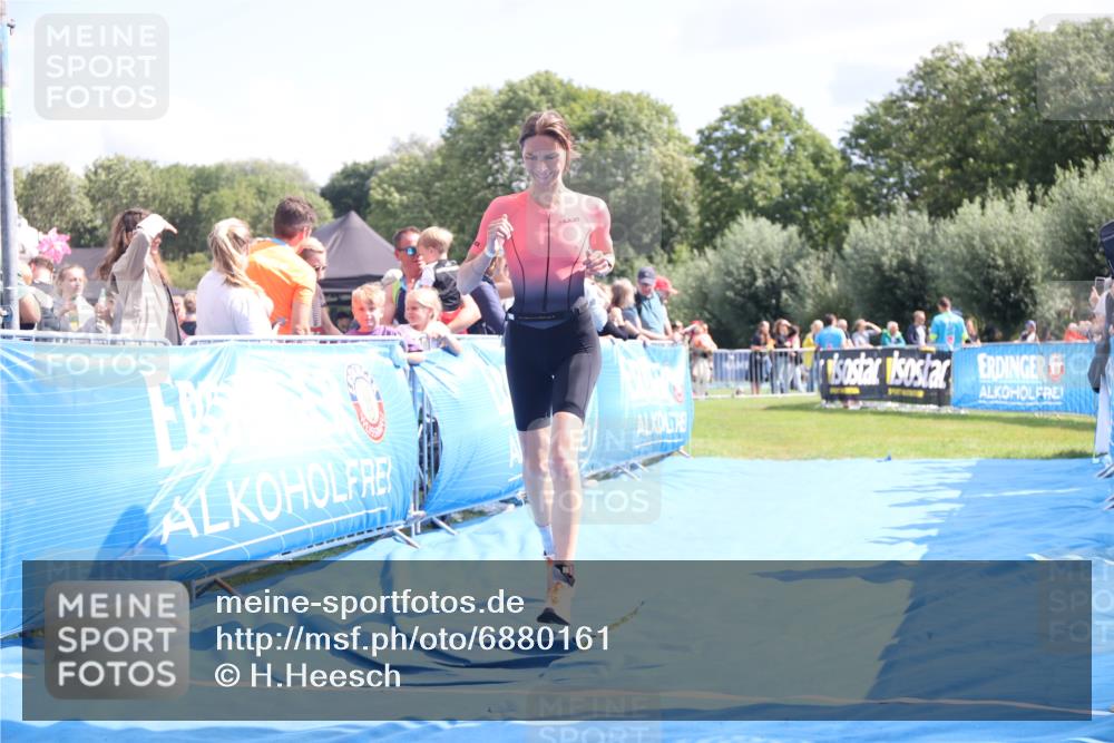 25.08.2024 - Elbe Triathlon Hamburg H.Heesch http://msf.ph/oto/6880161 25.08.2024 11:53:16 Ziel 579, 1519 meine-sportfotos.de