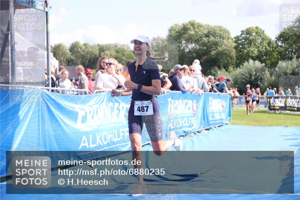 25.08.2024 - Elbe Triathlon Hamburg H.Heesch http://msf.ph/oto/6880235 25.08.2024 11:53:40 Ziel 475, 477, 487, 1508, 1569 meine-sportfotos.de