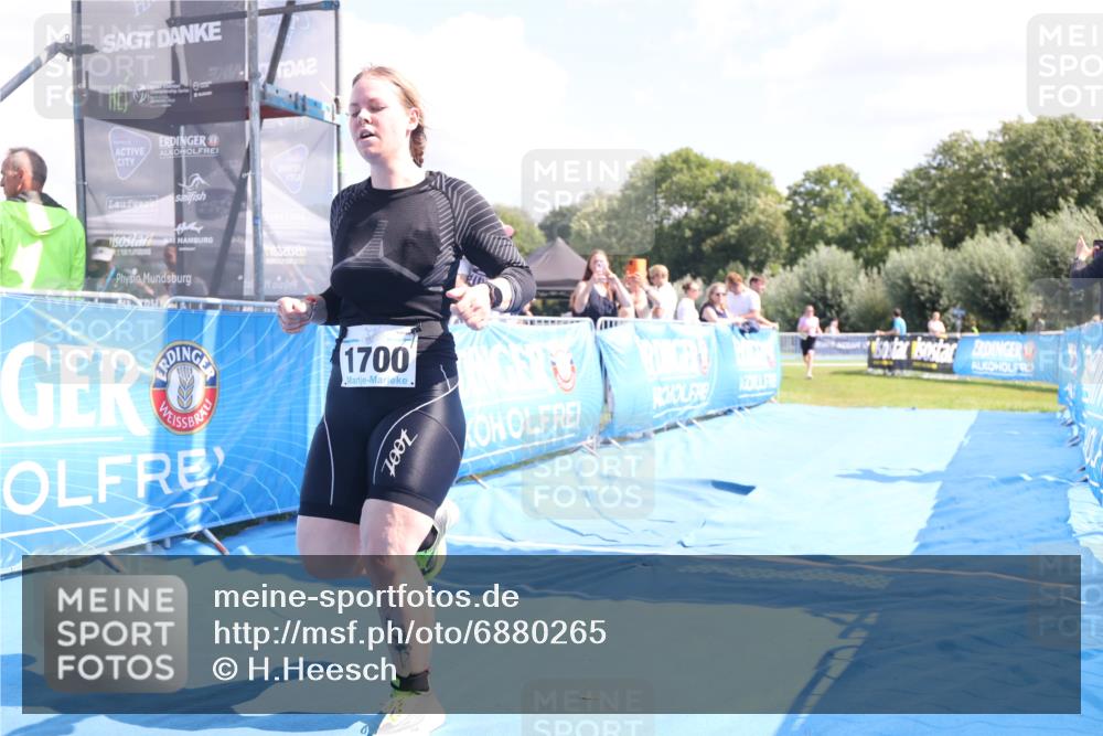 25.08.2024 - Elbe Triathlon Hamburg H.Heesch http://msf.ph/oto/6880265 25.08.2024 12:23:27 Ziel 1668, 1700 meine-sportfotos.de