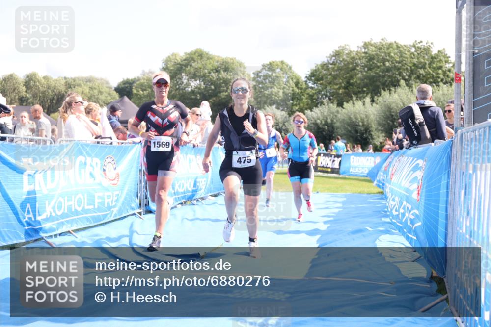25.08.2024 - Elbe Triathlon Hamburg H.Heesch http://msf.ph/oto/6880276 25.08.2024 11:53:47 Ziel 475, 477, 487, 1508, 1569 meine-sportfotos.de