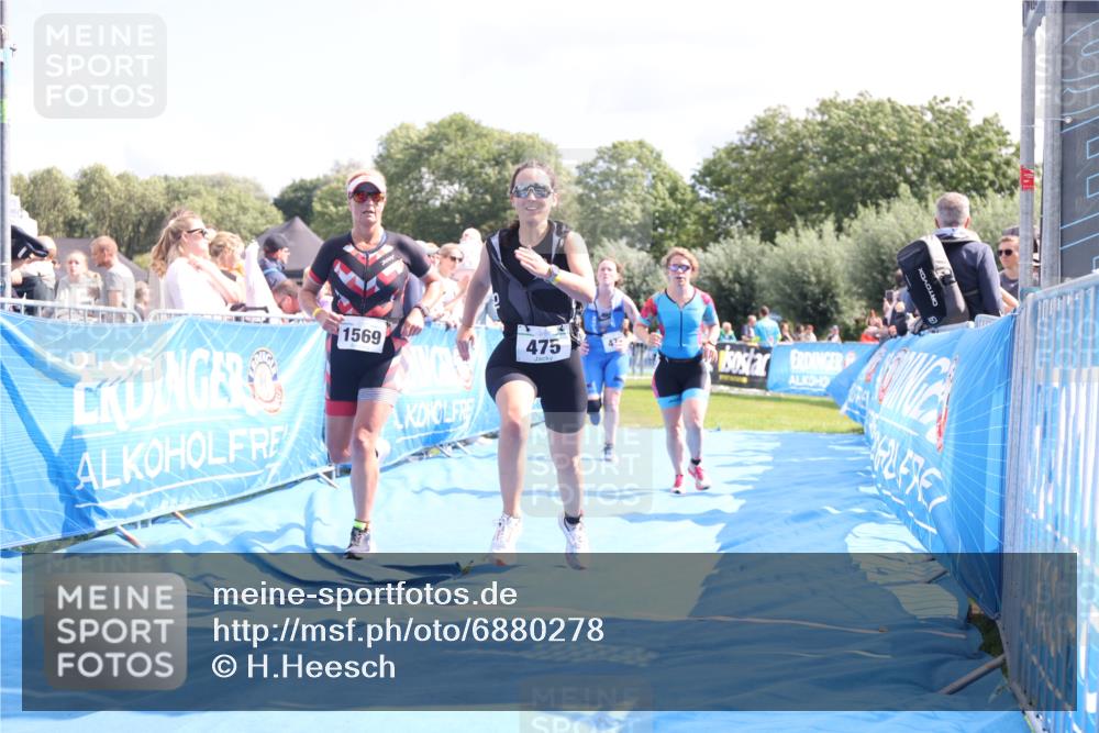 25.08.2024 - Elbe Triathlon Hamburg H.Heesch http://msf.ph/oto/6880278 25.08.2024 11:53:47 Ziel 475, 477, 487, 1508, 1569 meine-sportfotos.de