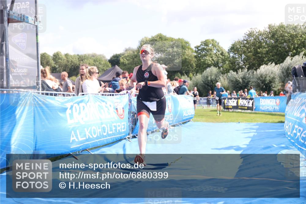 25.08.2024 - Elbe Triathlon Hamburg H.Heesch http://msf.ph/oto/6880399 25.08.2024 11:54:12 Ziel 151, 1408, 1432, 1474 meine-sportfotos.de