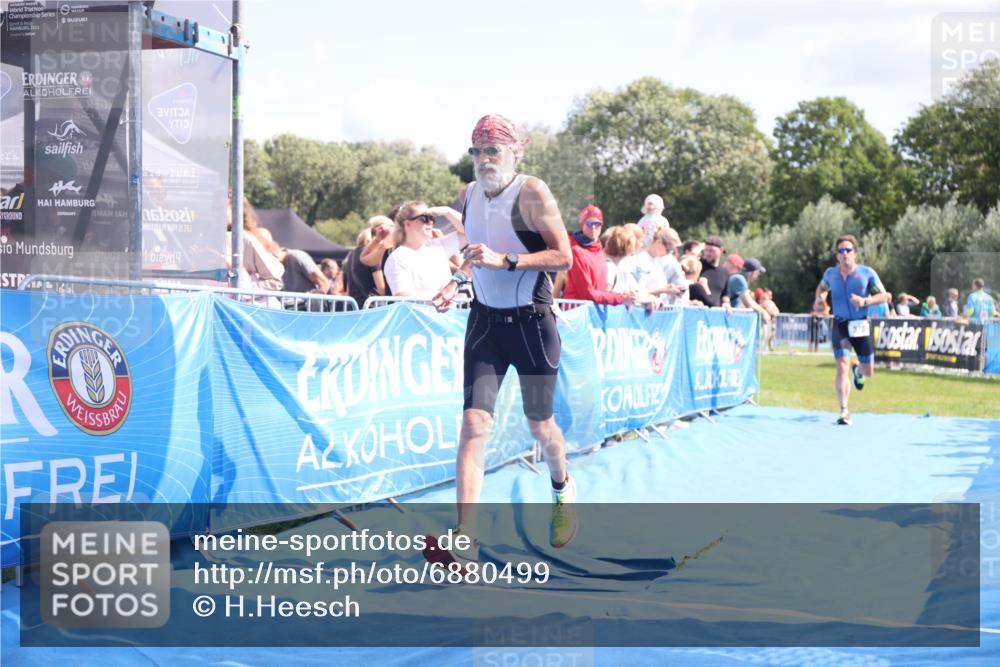 25.08.2024 - Elbe Triathlon Hamburg H.Heesch http://msf.ph/oto/6880499 25.08.2024 11:54:33 Ziel 373, 1464 meine-sportfotos.de