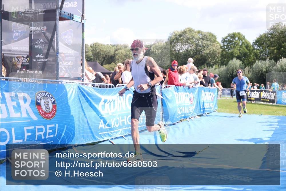 25.08.2024 - Elbe Triathlon Hamburg H.Heesch http://msf.ph/oto/6880503 25.08.2024 11:54:33 Ziel 373, 1464 meine-sportfotos.de