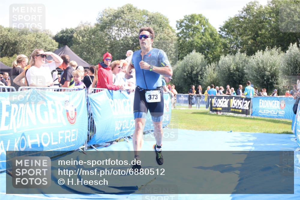 25.08.2024 - Elbe Triathlon Hamburg H.Heesch http://msf.ph/oto/6880512 25.08.2024 11:54:35 Ziel 373, 1464 meine-sportfotos.de